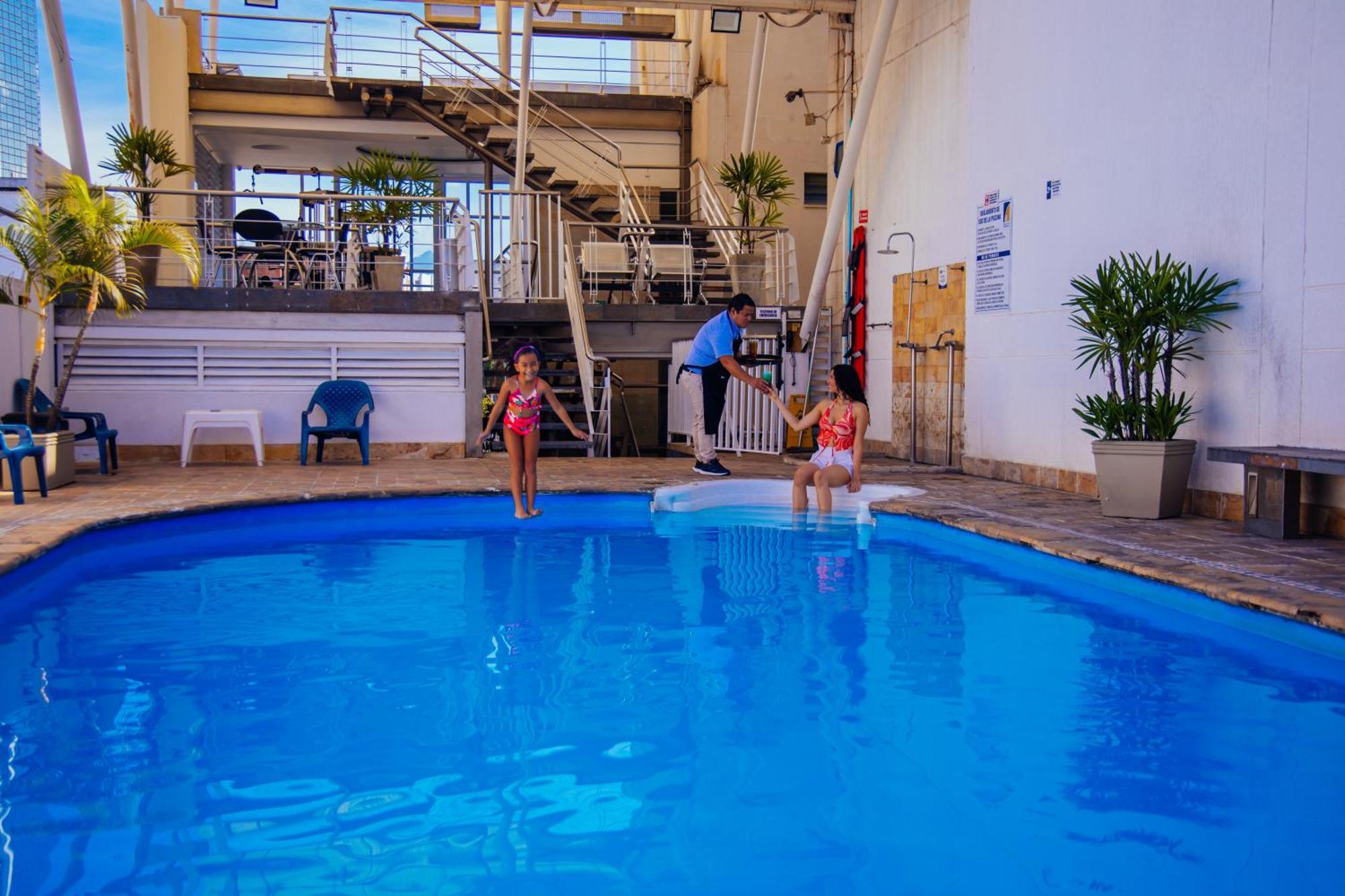 Hotel Plaza Las Americas Cali Eksteriør billede